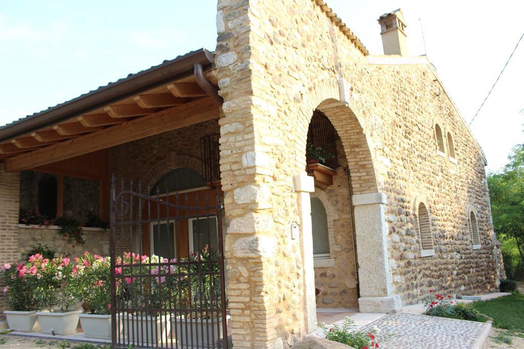 شقة كابرينو فيرونيسي  في Giardino Degli Ulivi المظهر الخارجي الصورة